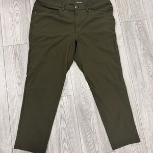 Lululemon Men’s Olive Green Pants Sz 35